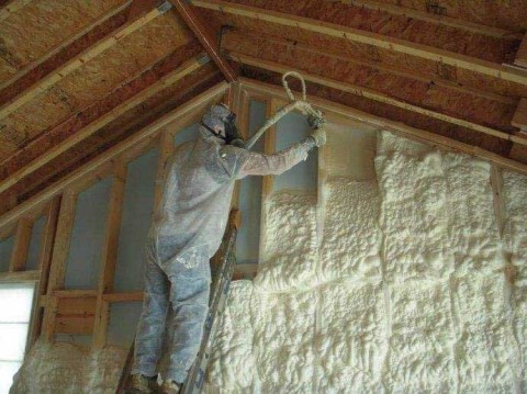 現場發泡聚氨酯建筑保溫隔熱材料的技術特點